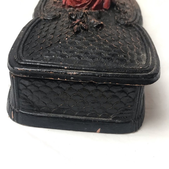 Black Red Rose Three Compartment Lidded Jewelry Box - Picture 8 of 9